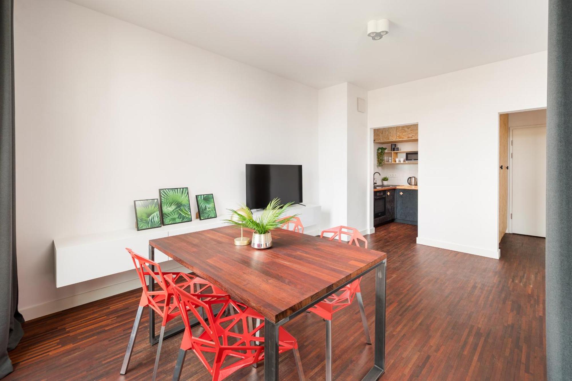 Apartament Center *